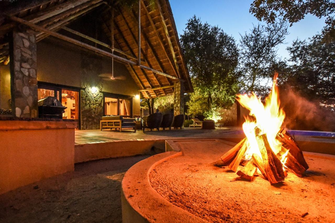 Leopard'S Lair Bush Lodge Hoedspruit Exterior foto